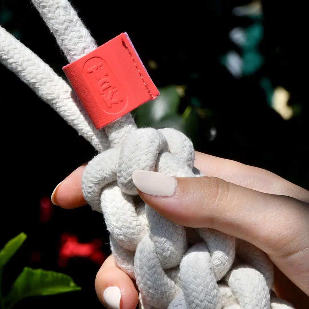 TIAKI-img-producto Diseño identidad de marca TIAKI aplicada a producto