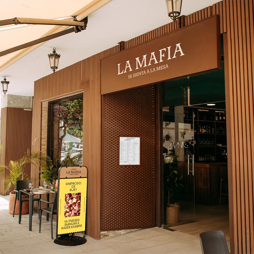 Fachada2 Diseño rótulo fachada Restaurante La Mafia Se Sienta a la Mesa