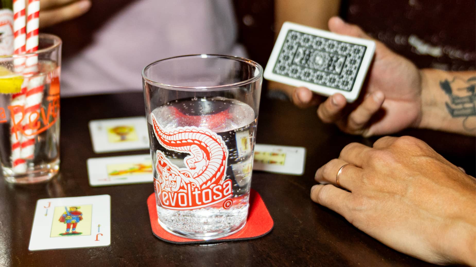 Sticker vaso La Revoltosa